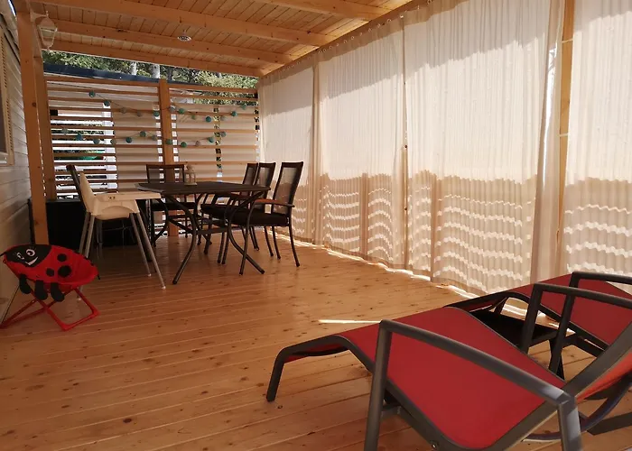 Mobile Home Heaven Biograd